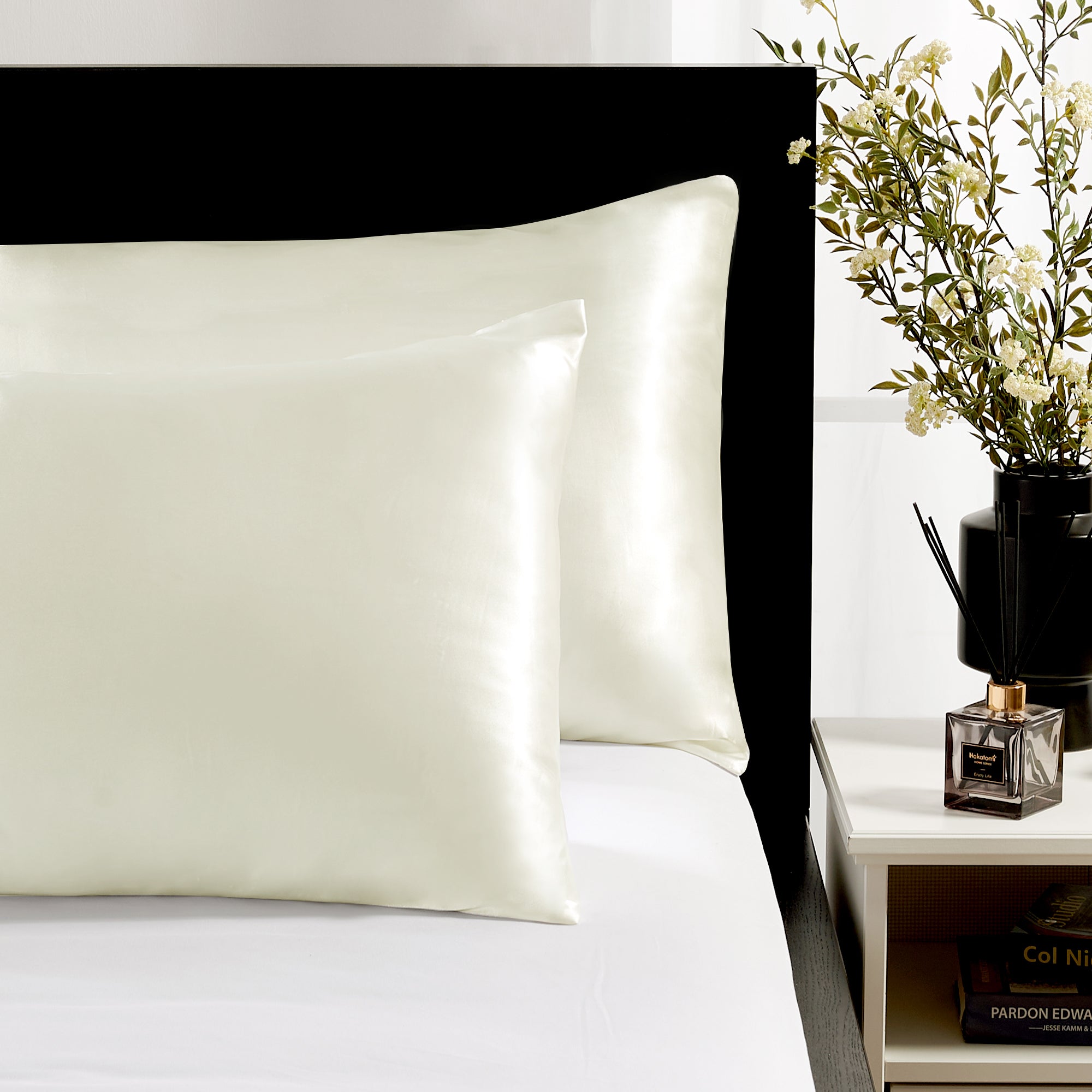 Deconovo Satin Silk Pillowcases (Set of 2), Envelope Closure