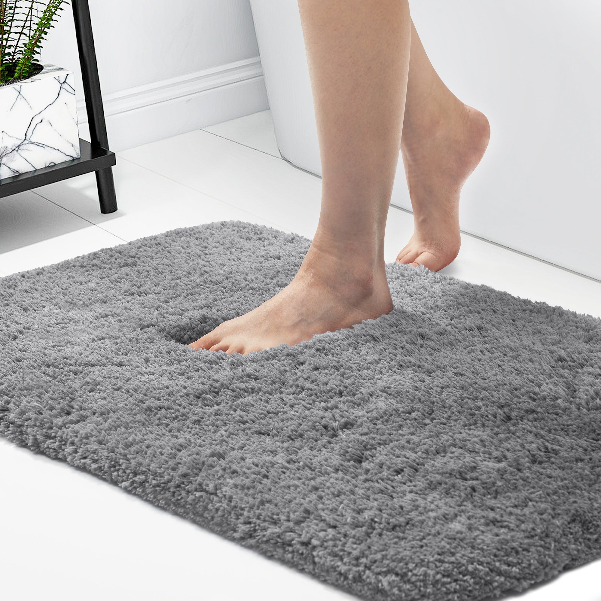 Deconovo Plush Non-Slip Bath Mat – Super Absorbent Rug (1 PC)