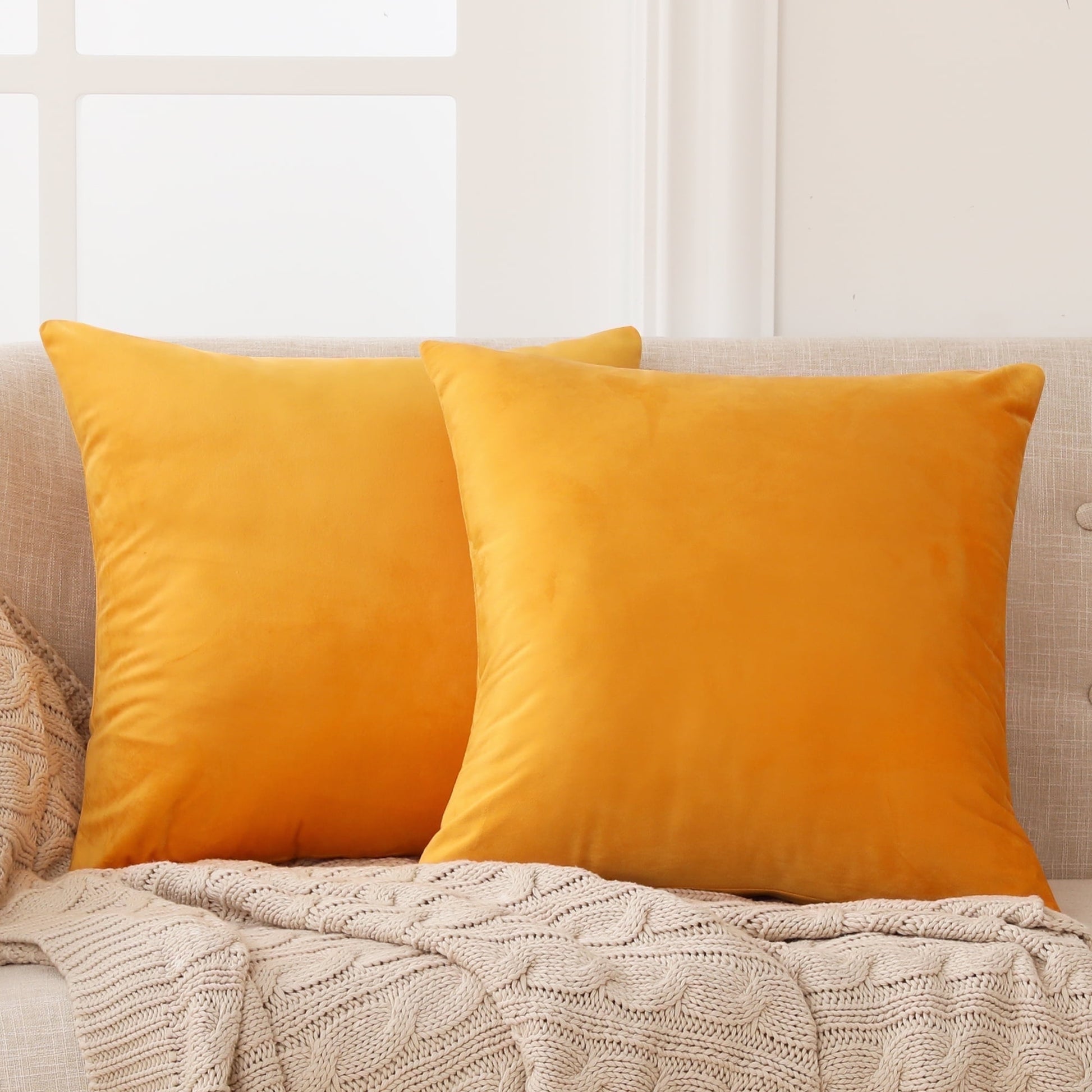 Gold-Velvet