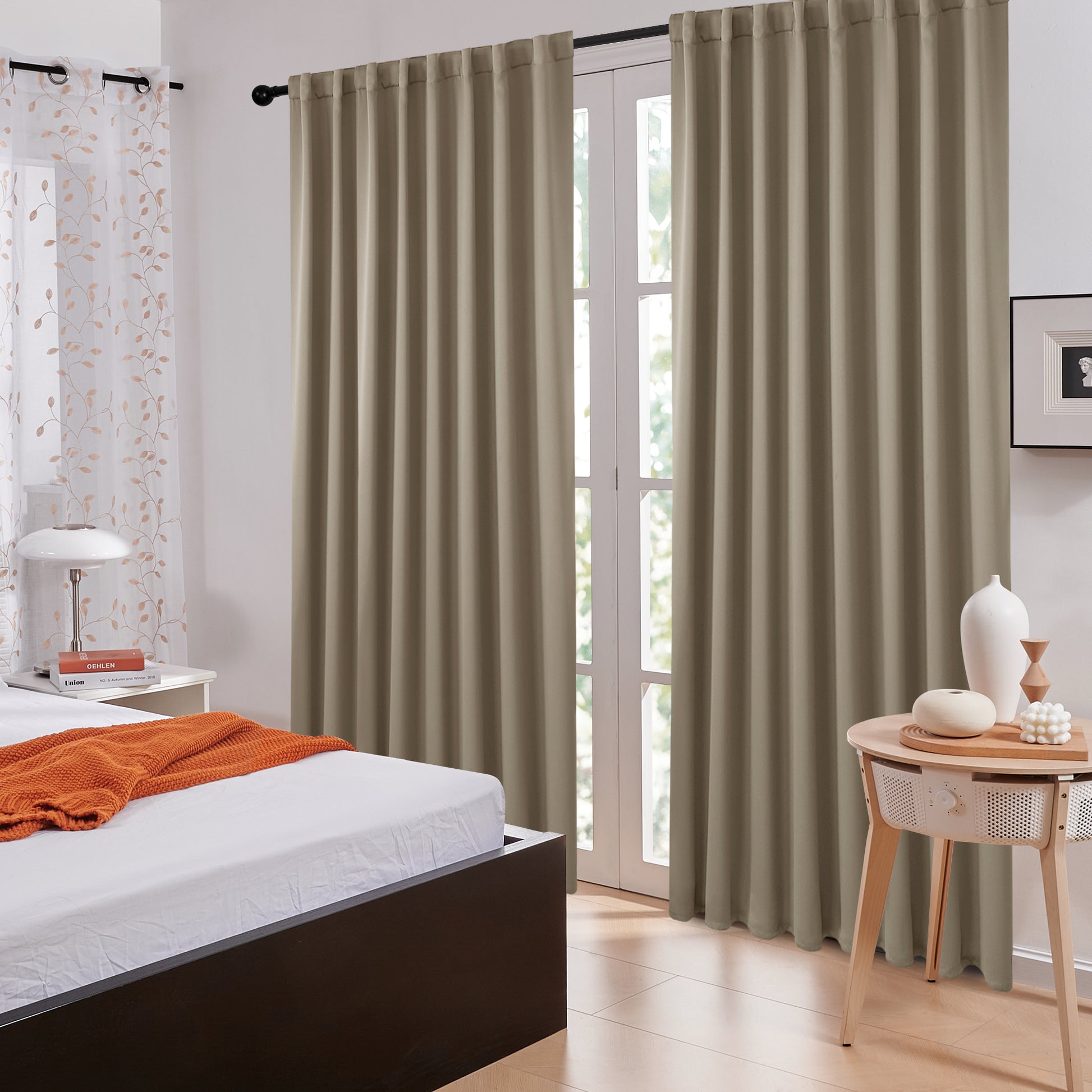 Taupe