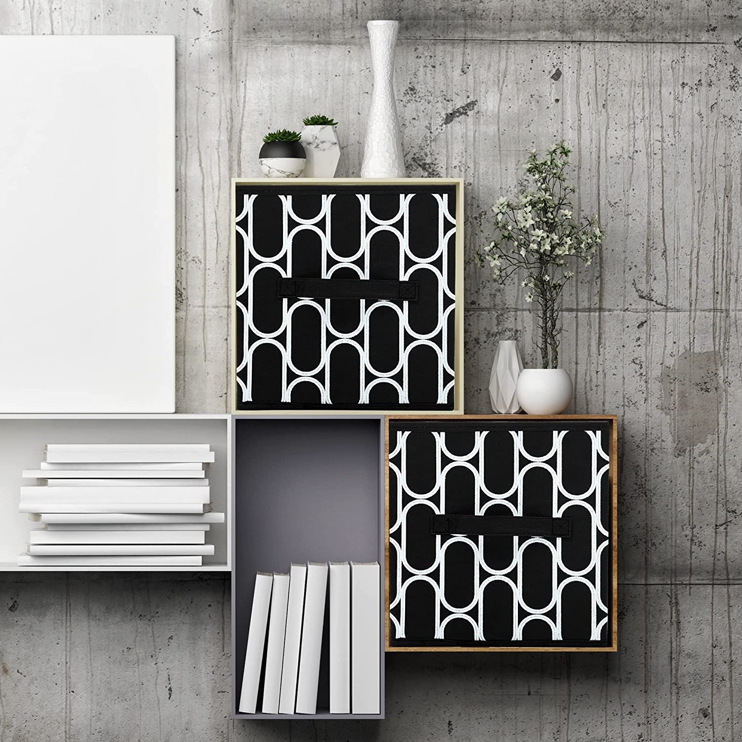 Black/Clips Pattern