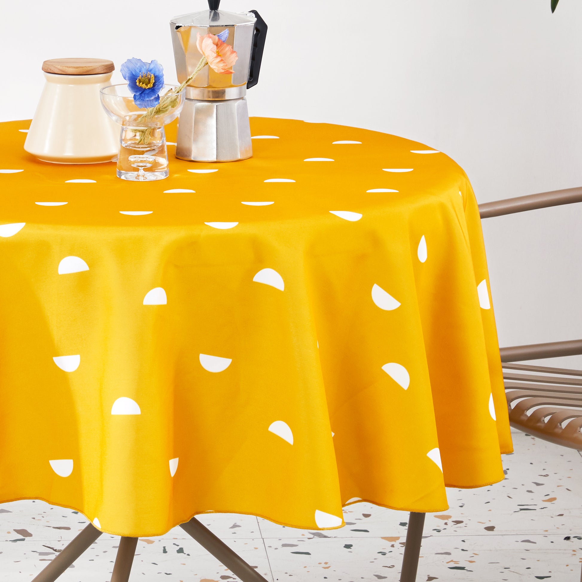 YellowRound